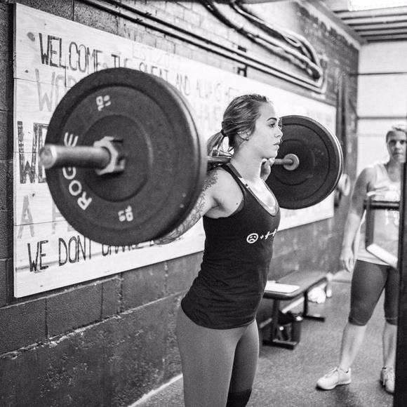 Meet your Posher, Becca - Picture 1 of 1